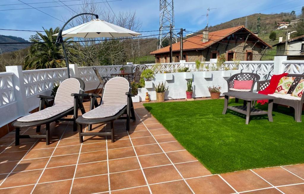 Bilbo Near Atico Rural Con Terraza Apartman Basauri Kültér fotó