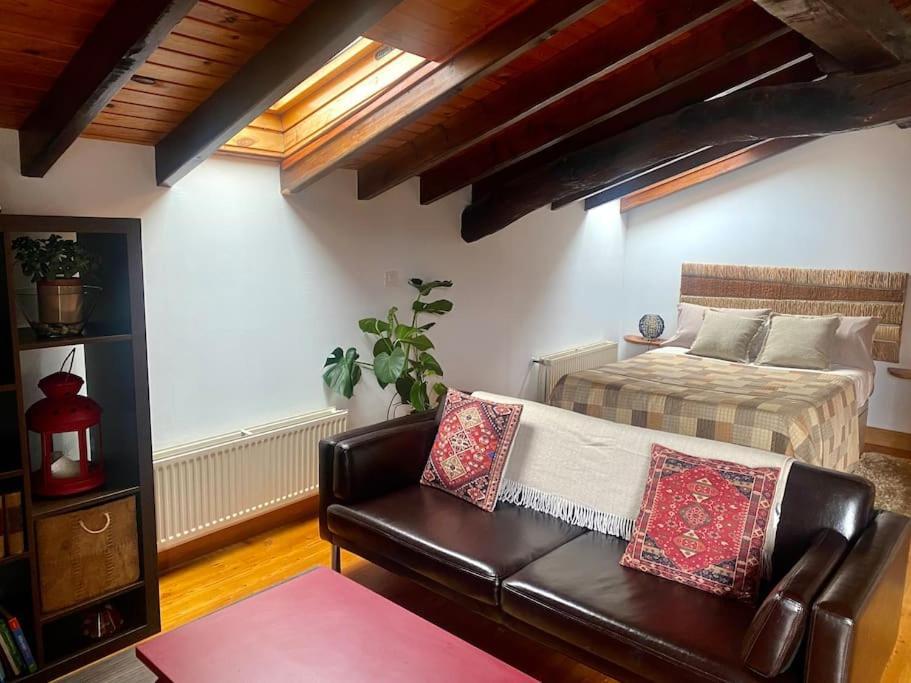 Bilbo Near Atico Rural Con Terraza Apartman Basauri Kültér fotó