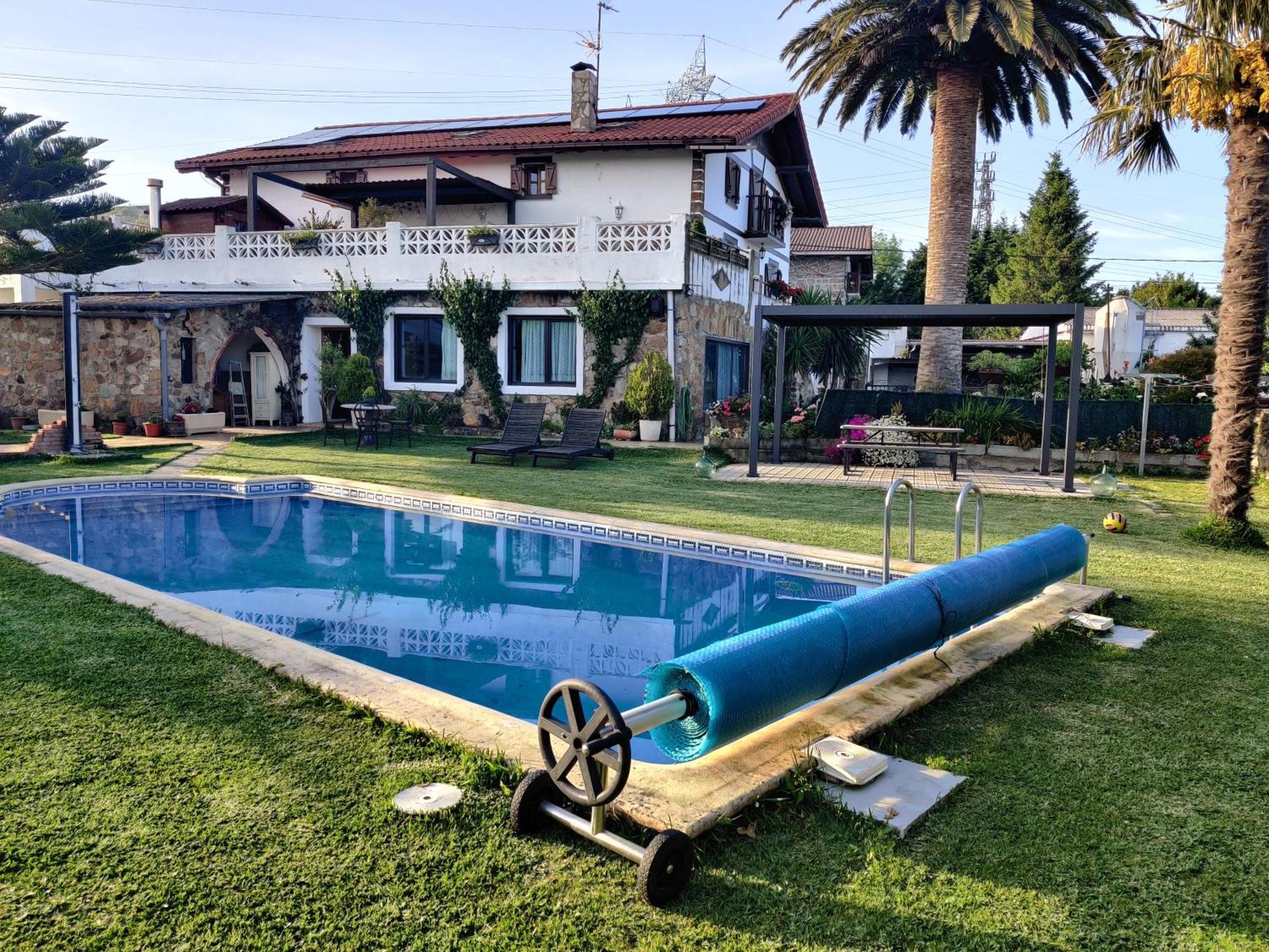Bilbo Near Atico Rural Con Terraza Apartman Basauri Kültér fotó