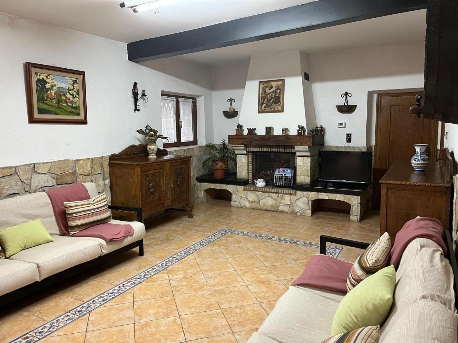 Bilbo Near Atico Rural Con Terraza Apartman Basauri Kültér fotó